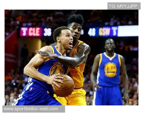 张佳玮分析勇士队表现受限尺寸与速度双重压制影响比赛空间利用 张佳玮分析勇士队表现受限尺寸与速度双重压制影响比赛空间利用