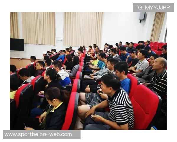 法国裁判总监承认卡马拉飞铲舍瓦利耶误判应该出红牌 法国裁判总监承认卡马拉飞铲舍瓦利耶误判应该出红牌